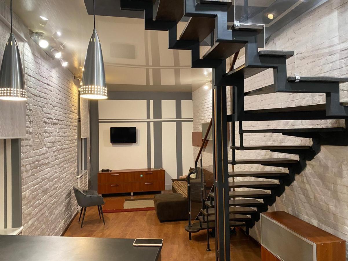 Apt In The Center Of The Town Near The Opera House Appartamento Leopoli Esterno foto